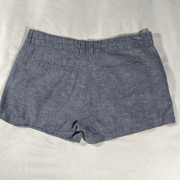 Gap womens blue linen basic flat front 2.5" inseam chambray shorts - size 6 - Picture 3 of 9